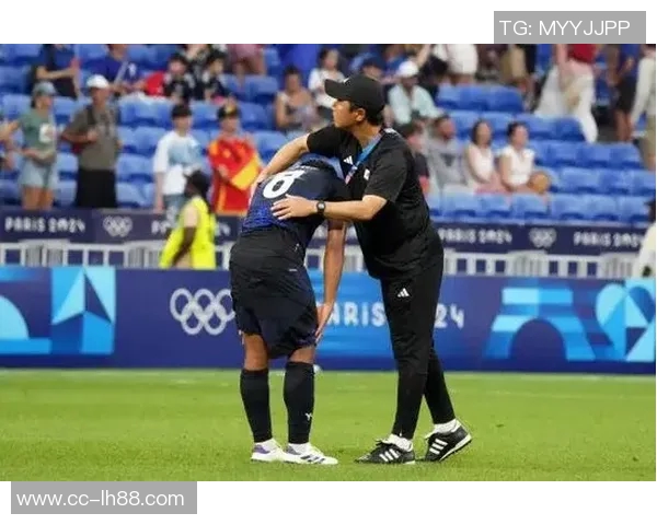 日本U23冠军队长市原吏音正式加盟荷甲阿尔克马尔开启留洋新篇章